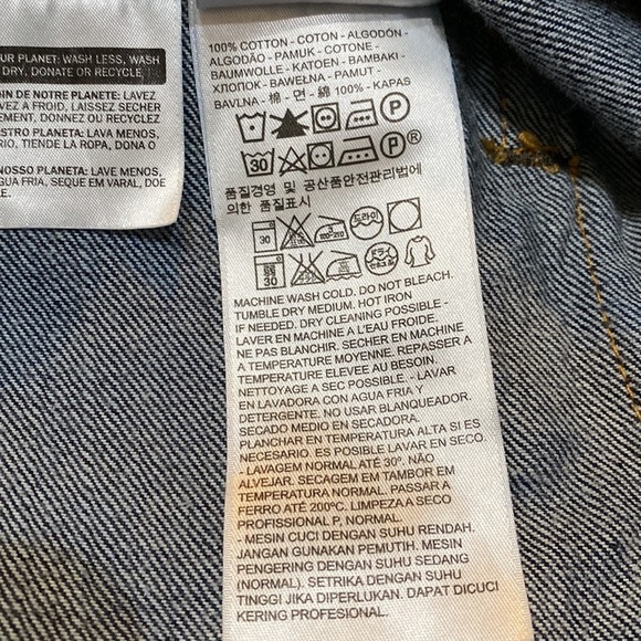 Levi’s Denim Trucker Jacket Dark Wash Long Sleeves Button Down Mock Neck - Picture 12 of 13